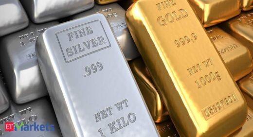 Gold declines Rs 252; silver tumbles Rs 933