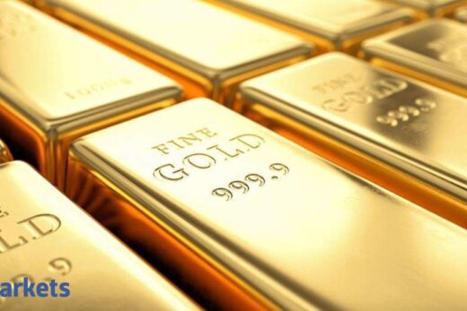 Gold eases as stronger dollar offsets US stimulus aid boost