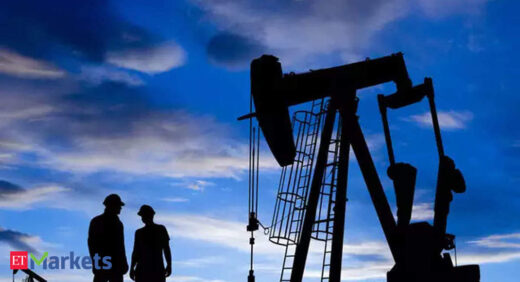 Crude oil drops 1% as rising coronavirus cases end supply-led rally