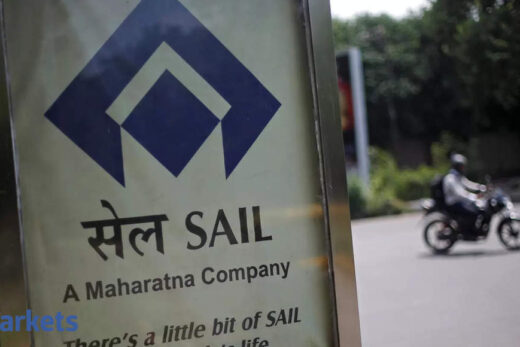 Govt to sell up to 10% equity in SAIL through offer for sale