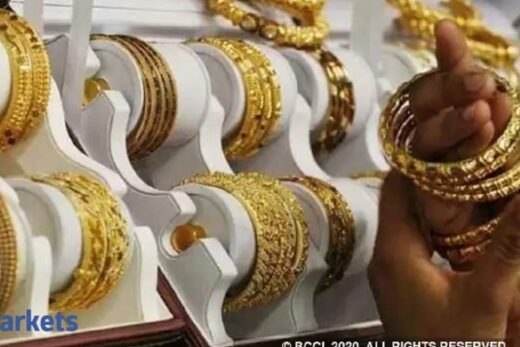 India's gold demand in 2020 falls one third YoY to 446.4 tonnes