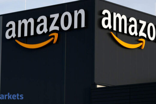 Future group: Delhi High Court gives interim relief to Amazon in dispute with Future Group