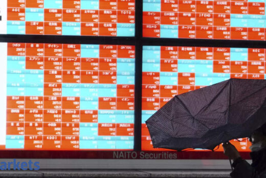 Japan's Nikkei closes above 30,000 on earnings rebound, economy growth hopes