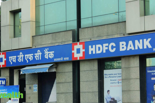 HDFC: HDFC Bank leads peer lenders over mobile transactions despite tech glitches