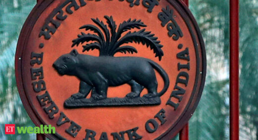 Household savings sequentially contract to pre-COVID levels: RBI report