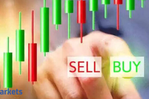 Buy or Sell: Stock ideas by experts for March 31, 2021