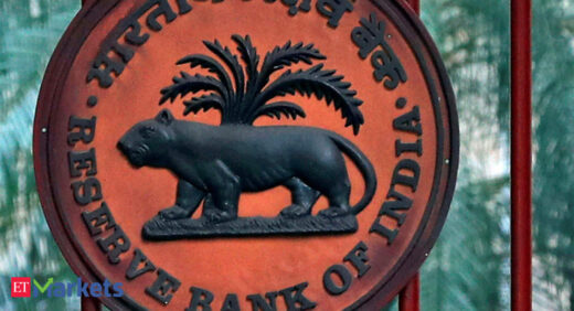 Household savings sequentially contract to pre-COVID levels: RBI report