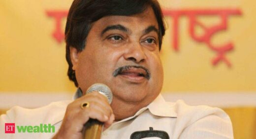 Junk your old car and get about 5% rebate from automakers on new purchase, says Gadkari