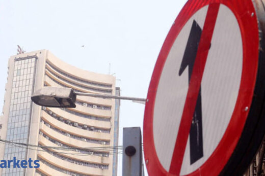 Nifty: Sensex sheds 740 pts amid F&O expiry; Nifty barely holds 14,300 - The Economic Times Video