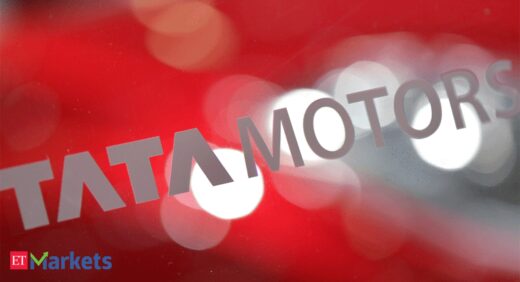 Tata Motors Share Price: Buy Tata Motors, target price Rs 400: Motilal Oswal