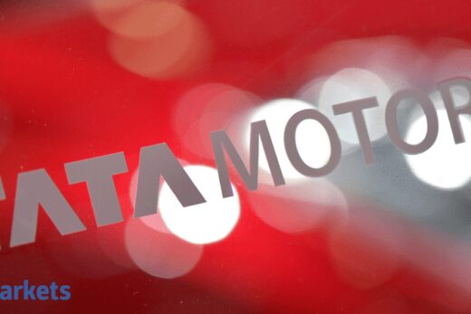 Tata Motors Share Price: Buy Tata Motors, target price Rs 400: Motilal Oswal