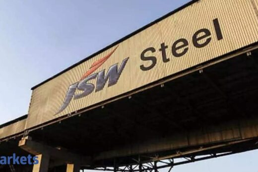 jsw steel share price: Sell JSW Steel, target price Rs 292: ICICI Securities