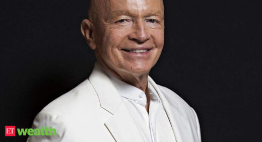 Gold | Bitcoin: Keep 10-15% of assets in physical gold, avoid Bitcoin: Mark Mobius