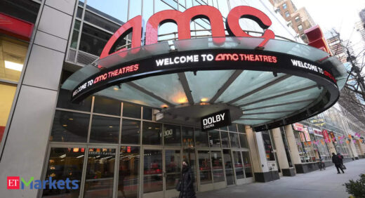 AMC Entertainment to issue 500 million shares, CEO says