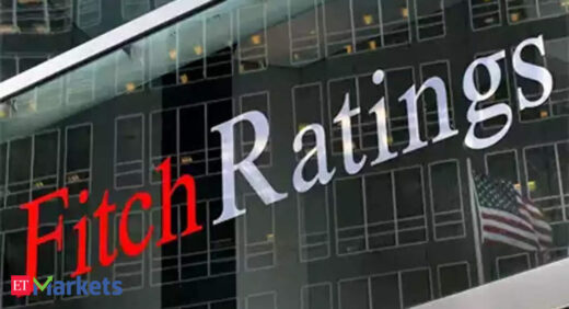 Fitch: Covid surge may delay recovery, says Fitch