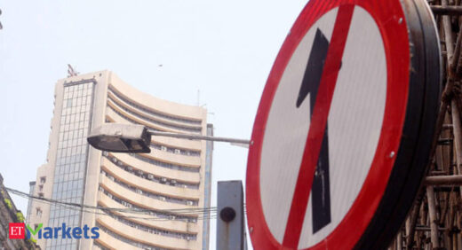 Sensex drops 155 pts, Nifty ends below 14,850; Bank of Maharashtra, BOI soar up to 20% - The Economic Times Video