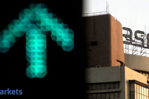 Sensex gains over 150 pts, Nifty tops 14,500; IT, pharma stocks rise - The Economic Times Video