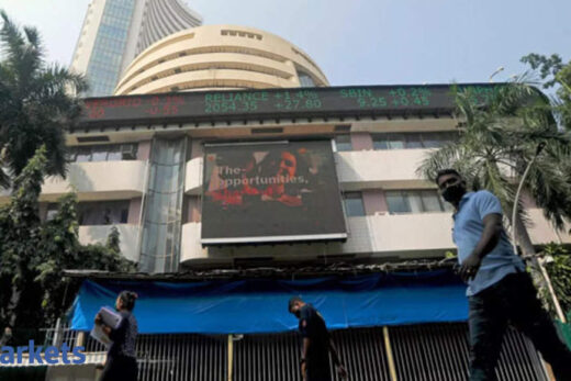 Sensex loses 450 points, Nifty below 14,800; ICICI Bank drops 2%