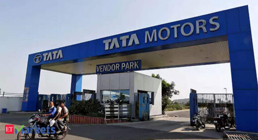 Tata Motors Share Price: Buy Tata Motors, target price Rs 400: Motilal Oswal