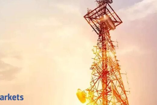 Telcos' Q3 AGR up over 4%: Trai