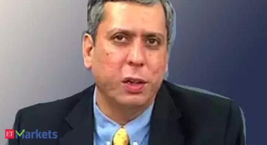 hdfc bank: Should you worry about selling in HDFC Bank? Ajay Bagga answers