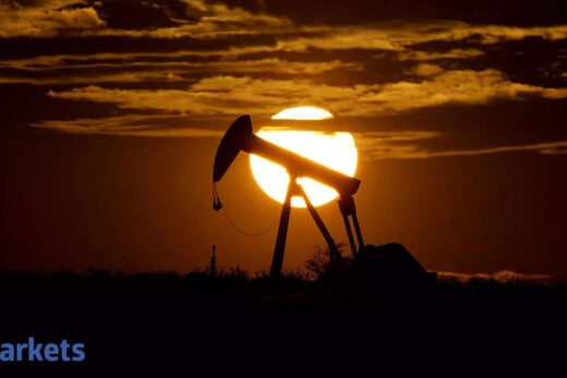 oil outlook: Oil market calm leaves funds without direction