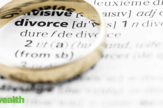 How a mother can financially protect her child in case of a divorce