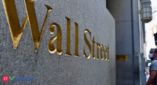 US stock markets: Wall Street ekes out gain as weekly jobless claims fall