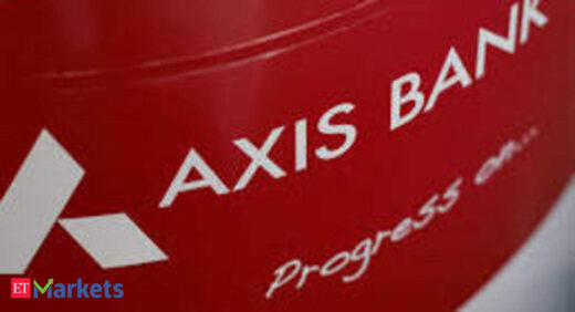 axis bank: Govt to raise Rs 4,000 crore via stake sale in Axis Bank, shares down