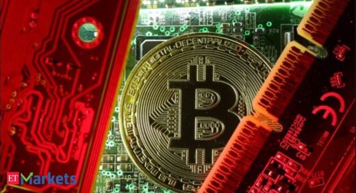 bitcoin: Crypto Watch: Bitcoin down 10% to $33,747, ether slips 14%