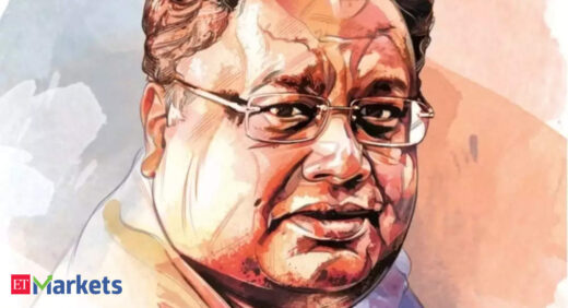 rakesh jhunjhunwala: Abhi koi lega nahi, 5 saal baad koi bechega nahi: What is Big Bull referring to?