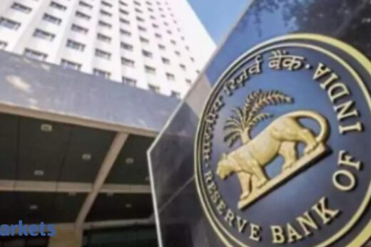 RBI holds policy rates. Where should debt mutual fund investors invest?