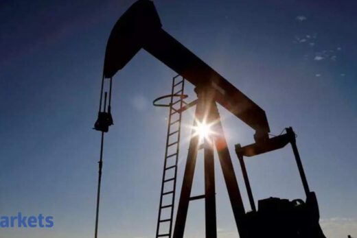 Crude oil steady after mixed US inventory report