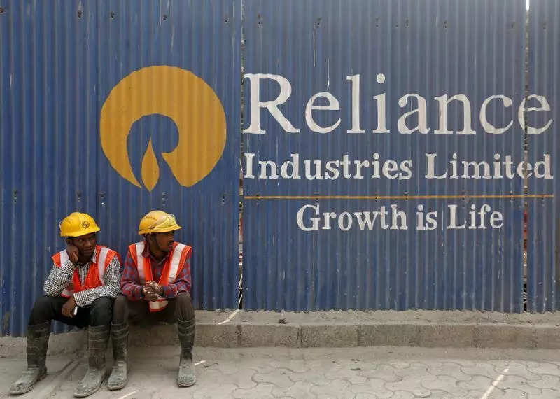 ETMarkets Morning Podcast: Where Goldman sees room for RIL’s rerating