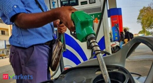 Fuel prices hold on Monday after rising to new historic highs