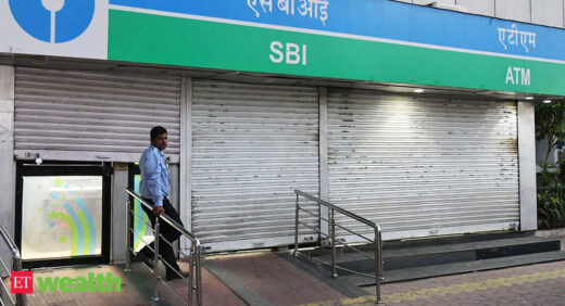 Gang steals Rs 48 lakh from SBI cash deposit machines; lender puts withdrawal on hold