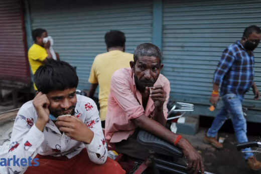 India's consumer confidence hits record low: RBI survey