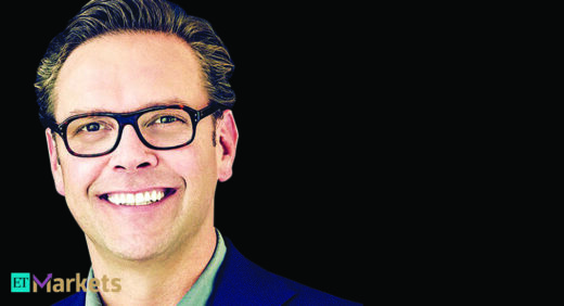 James Murdoch: James Murdoch weighs tapping billionaire families for India bets