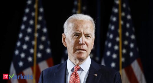 Joe Biden: Biden order bans investment in dozens of Chinese defense, tech firms