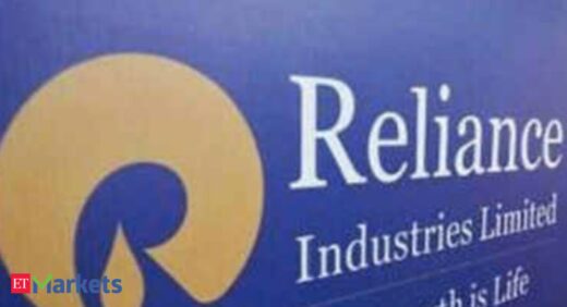 RIL may need to offer Rs 15,000 crore subsidy to attract users to JioPhone Next: Analysts