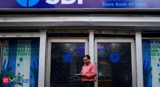 SBI: SBI gets central board's nod to raise Rs 14,000 crore via bonds