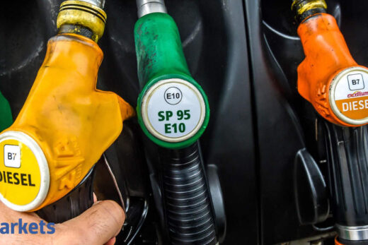 Steady pump rate halts petrol and diesel price rise for the second day