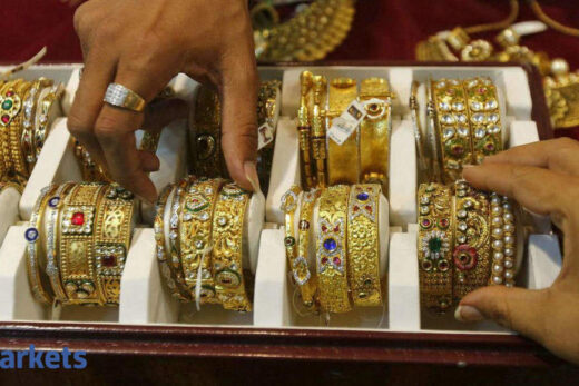 Banks’ jewellery, auto auctions to rise