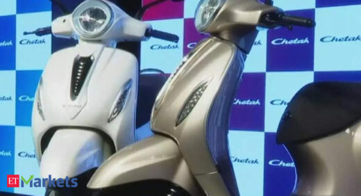 Bajaj Auto begins booking for electric scooter Chetak in Nagpur