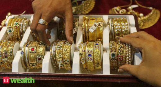 Banks’ jewellery, auto auctions to rise