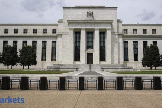 Fed establishes standing repo facilities to support money markets