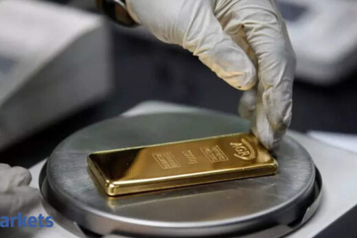 Gold dips as yields perk up, dollar strengthens