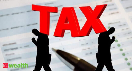 I-T authorities unearth fictitious transactions of Rs 2,200 crore in pan-India search