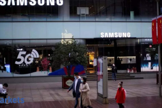 Samsung Electronics flags 53% jump in Q2 profit, tops estimates