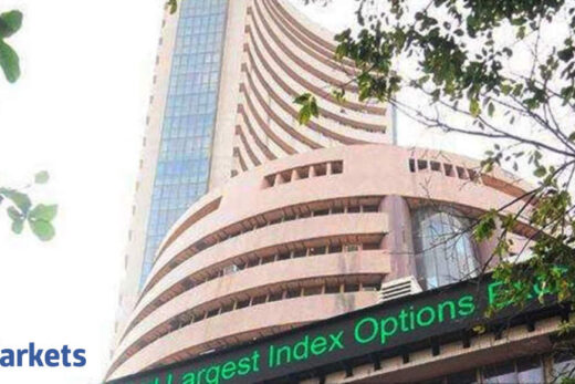 Sensex drops 355 points, Nifty ends below 15,650; bank stocks tank up to 5%